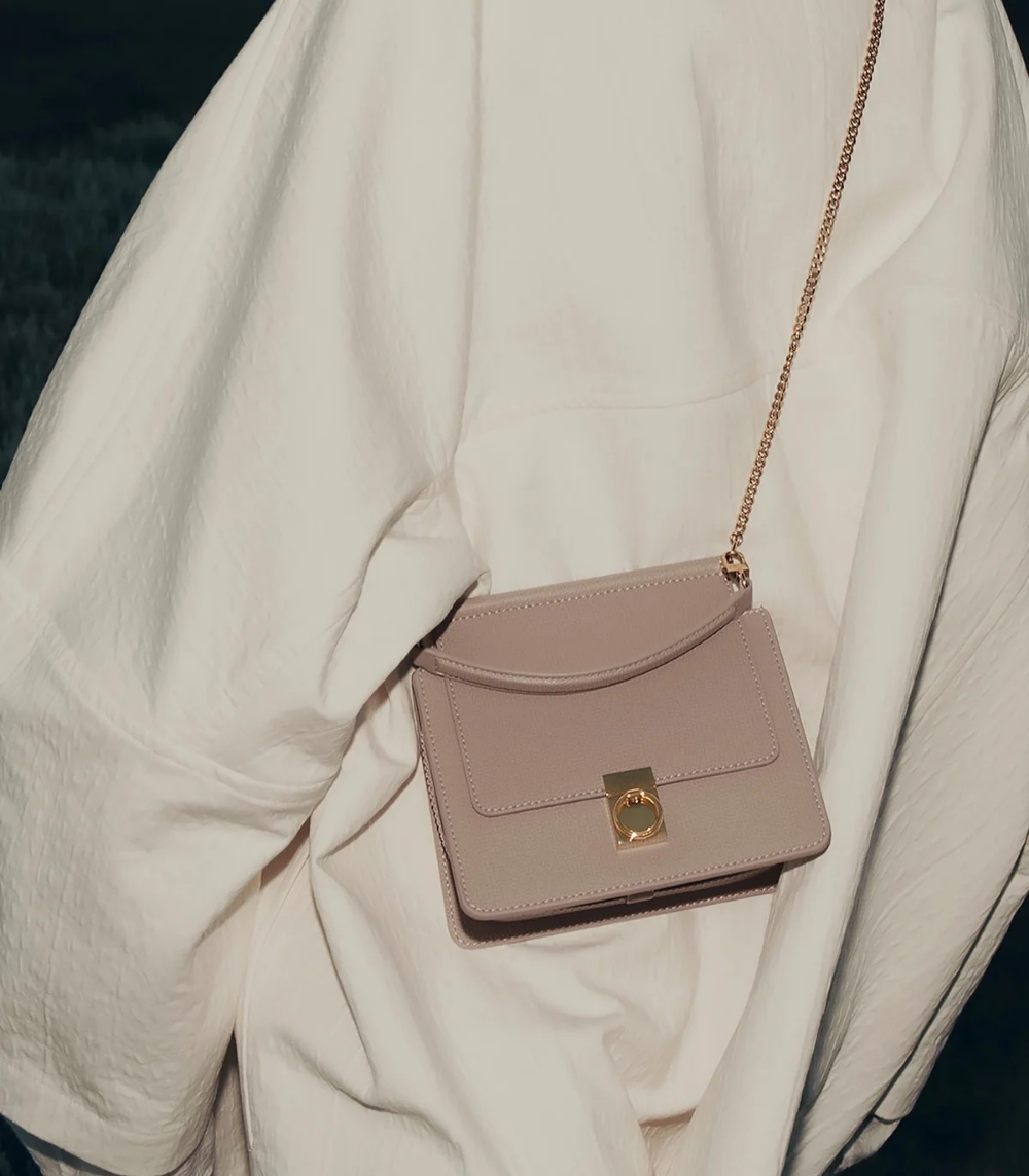 Maison Carry Mini - Textured Taupe