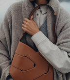 Évienne Hobo — Cognac Smooth